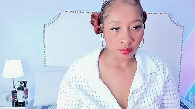 Snapshot of Krystal_cambell1 chatting on 05-23-26, 02:10 Krystal cambell1 online show from 05-23-26, 02:10