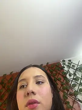 Snapshot of Emily_Trujillo chatting on 10-18-25, 04:08 Emily Trujillo online show from 10-18-25, 04:08