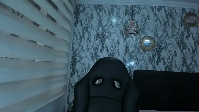 Snapshot of Emily_Trujillo chatting on 03-04-26, 05:30 Emily Trujillo online show from 03-04-26, 05:30