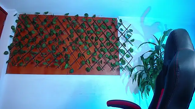 Snapshot of Emily_Trujillo chatting on 03-07-26, 05:32 Emily Trujillo online show from 03-07-26, 05:32