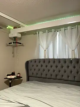 Snapshot of spicysugar74 chatting on 02-19-26, 06:04 spicysugar74 online show from 02-19-26, 06:04