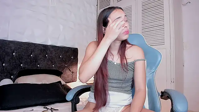 Emma dl2 online show from 03-20-25, 08:08