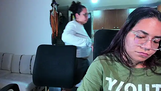 Snapshot of Mabelydani chatting on 09-19-25, 10:05 Mabelydani online show from 09-19-25, 10:05