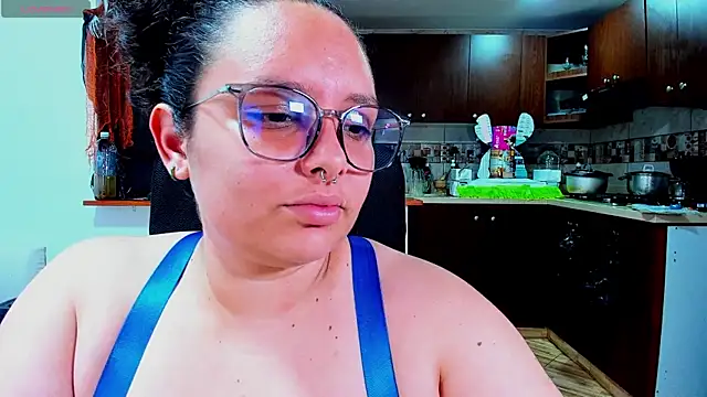 Snapshot of Mabelydani chatting on 09-27-25, 10:15 Mabelydani online show from 09-27-25, 10:15