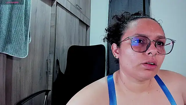 Snapshot of Mabelydani chatting on 10-02-25, 11:01 Mabelydani online show from 10-02-25, 11:01