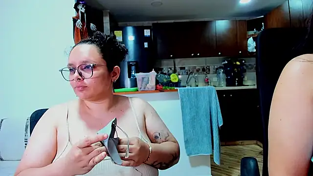 Snapshot of Mabelydani chatting on 10-04-25, 10:41 Mabelydani online show from 10-04-25, 10:41