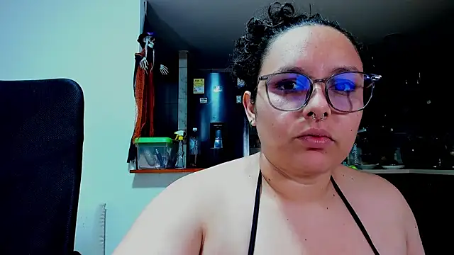 Snapshot of Mabelydani chatting on 10-11-25, 10:30 Mabelydani online show from 10-11-25, 10:30