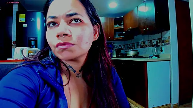 Snapshot of Mabelydani chatting on 10-23-25, 10:41 Mabelydani online show from 10-23-25, 10:41