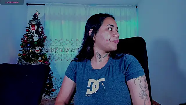 Snapshot of Mabelydani chatting on 12-01-25, 10:48 Mabelydani online show from 12-01-25, 10:48