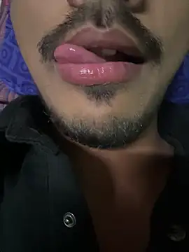 Snapshot of Privateseducer chatting on 02-13-25, 09:49 Privateseducer online show from 02-13-25, 09:49