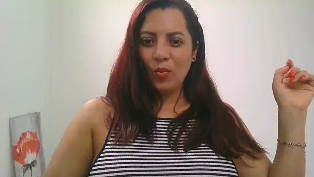 Snapshot of Anne_kis chatting on 03-12-26, 06:14 Anne kis online show from 03-12-26, 06:14