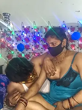 Snapshot of PeaCoooock chatting on 03-07-26, 07:44 PeaCoooock online show from 03-07-26, 07:44