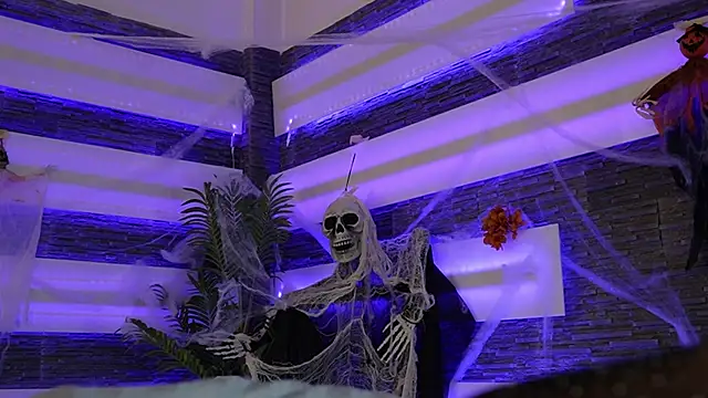 Snapshot of blondie_muller chatting on 11-09-25, 09:24 blondie muller online show from 11-09-25, 09:24