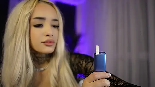 Snapshot of blondie_muller chatting on 02-10-26, 09:19 blondie muller online show from 02-10-26, 09:19