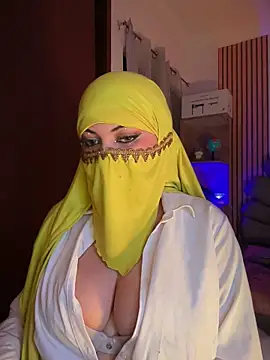 Snapshot of Amaltea chatting on 03-01-26, 04:14 Amaltea online show from 03-01-26, 04:14