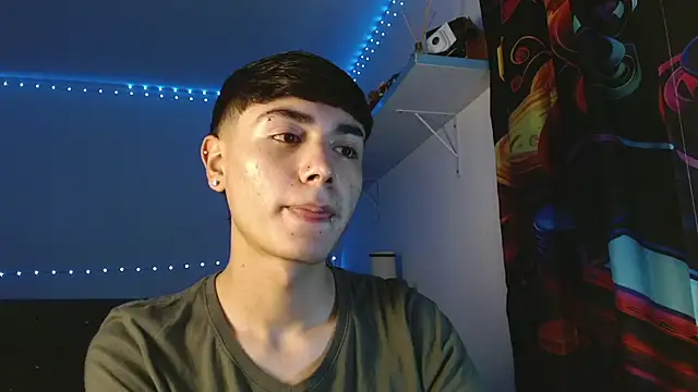 Snapshot of Im_juanda chatting on 12-10-24, 10:26 Im juanda online show from 12-10-24, 10:26