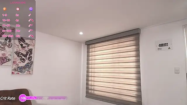 Snapshot of dolcebella chatting on 02-20-25, 04:14 dolcebella online show from 02-20-25, 04:14