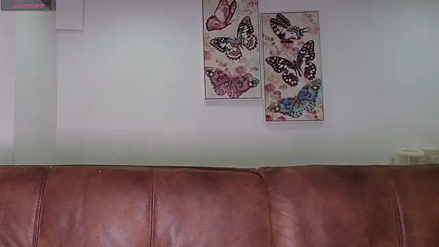 Snapshot of dolcebella chatting on 11-29-25, 07:22 dolcebella online show from 11-29-25, 07:22