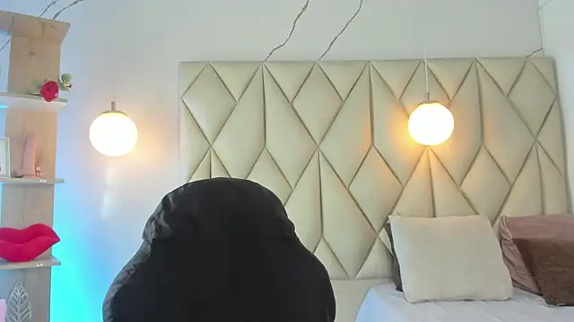 angelswets online show from 04-28-26, 02:00