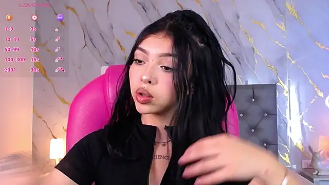 Snapshot of pettit_courtny chatting on 03-13-25, 07:39 pettit courtny online show from 03-13-25, 07:39