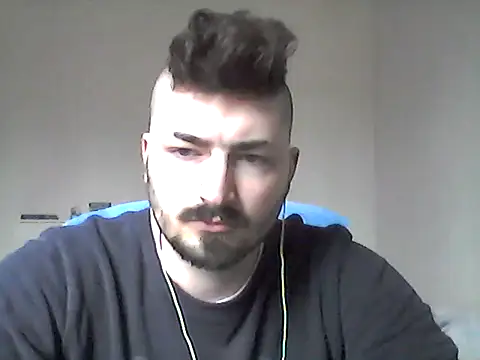 Snapshot of Hkl95555 chatting on 11-20-25, 01:22 Hkl95555 online show from 11-20-25, 01:22