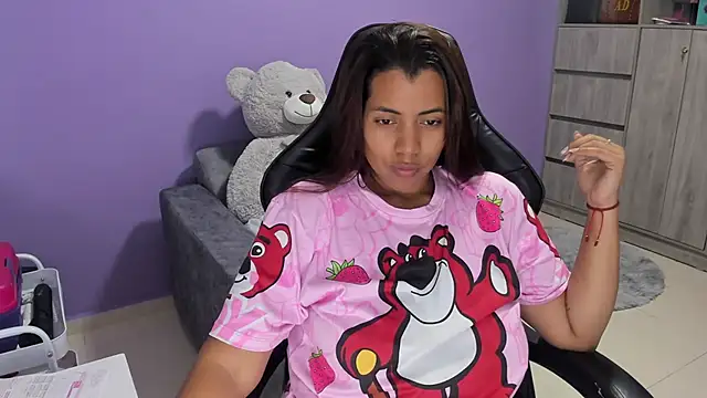 Snapshot of boomsar01 chatting on 02-19-26, 02:29 boomsar01 online show from 02-19-26, 02:29