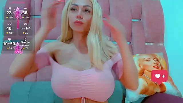 Snapshot of bimbocurvysex chatting on 01-19-25, 06:53 bimbocurvysex online show from 01-19-25, 06:53