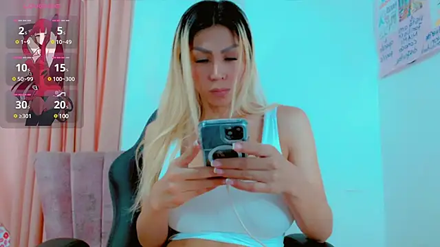 Snapshot of bimbocurvysex chatting on 03-16-25, 10:53 bimbocurvysex online show from 03-16-25, 10:53