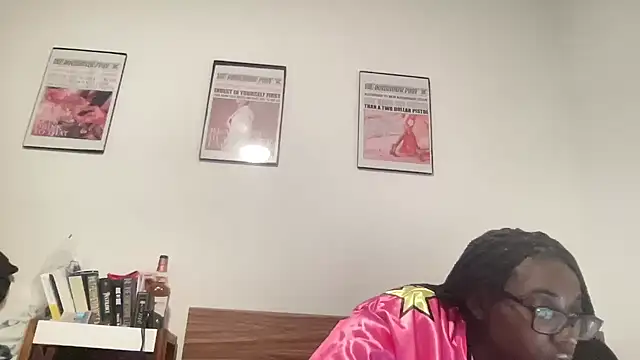 Snapshot of AveryJ99 chatting on 12-03-24, 10:51 AveryJ99 online show from 12-03-24, 10:51