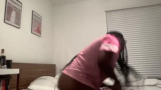 AveryJ99 online show from 12-04-24, 10:41