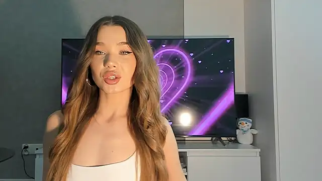 Snapshot of predatory_fury chatting on 02-02-25, 04:00 predatory fury online show from 02-02-25, 04:00