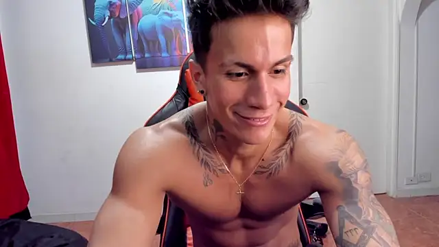 Snapshot of pettergrey1 chatting on 03-09-25, 02:50 pettergrey1 online show from 03-09-25, 02:50