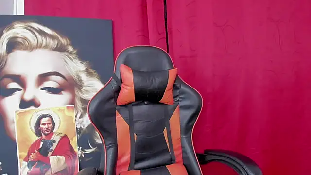 Snapshot of pettergrey1 chatting on 03-19-25, 01:54 pettergrey1 online show from 03-19-25, 01:54