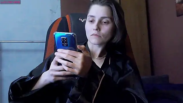 womanstrong78 online show from 03-03-25, 04:24