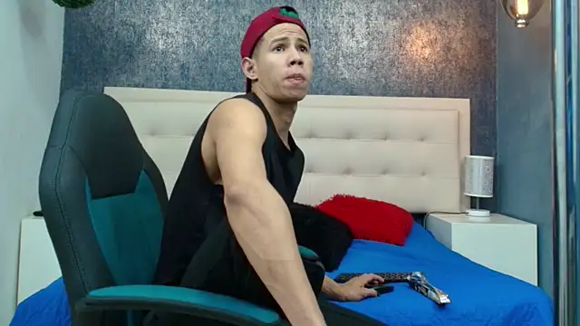 Erick Zhimerman online show from 03-24-26, 03:33