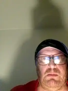 Snapshot of Freddyking146f chatting on 02-25-26, 06:17 Freddyking146f online show from 02-25-26, 06:17