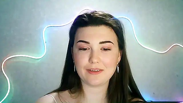 Snapshot of SeductiveTati chatting on 09-13-25, 10:20 SeductiveTati online show from 09-13-25, 10:20