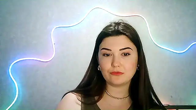 Snapshot of SeductiveTati chatting on 09-21-25, 08:21 SeductiveTati online show from 09-21-25, 08:21