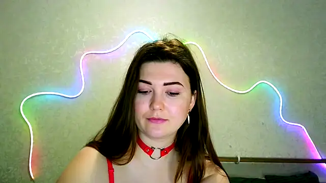 Snapshot of SeductiveTati chatting on 10-25-25, 11:10 SeductiveTati online show from 10-25-25, 11:10