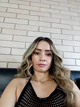 Loly Horny online show from 04-16-26, 10:01