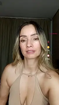 Snapshot of Loly_Horny chatting on 08-01-26, 03:39 Loly Horny online show from 08-01-26, 03:39