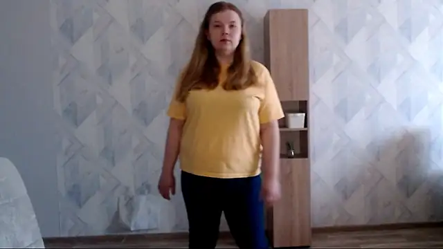 Melina Hot9 online show from 04-25-26, 07:55