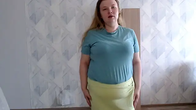 Snapshot of Melina_Hot9 chatting on 06-15-26, 08:16 Melina Hot9 online show from 06-15-26, 08:16