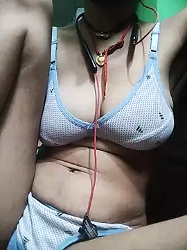 Snapshot of ROLEY00 chatting on 03-12-25, 05:28 ROLEY00 online show from 03-12-25, 05:28