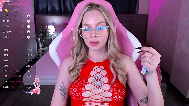 Carol  Cox online show from 01-30-25, 01:22