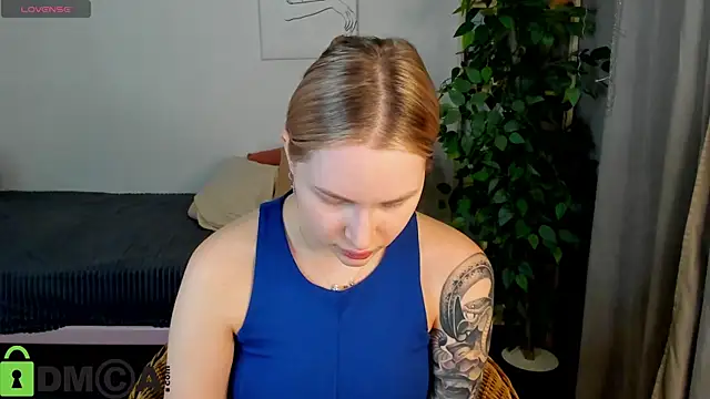 Carol  Cox online show from 12-04-25, 10:29