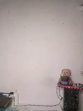 Snapshot of Calatea chatting on 02-28-25, 02:09 Calatea online show from 02-28-25, 02:09