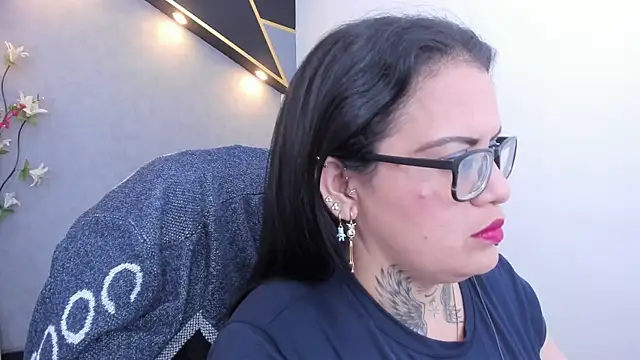 brigittemiller online show from 04-27-26, 01:58