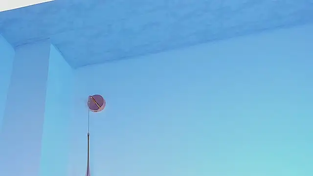 zoe rivers online show from 12-28-24, 02:10