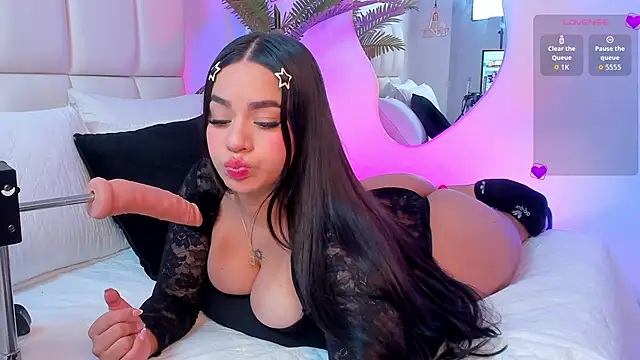 zoe rivers online show from 04-24-26, 05:59